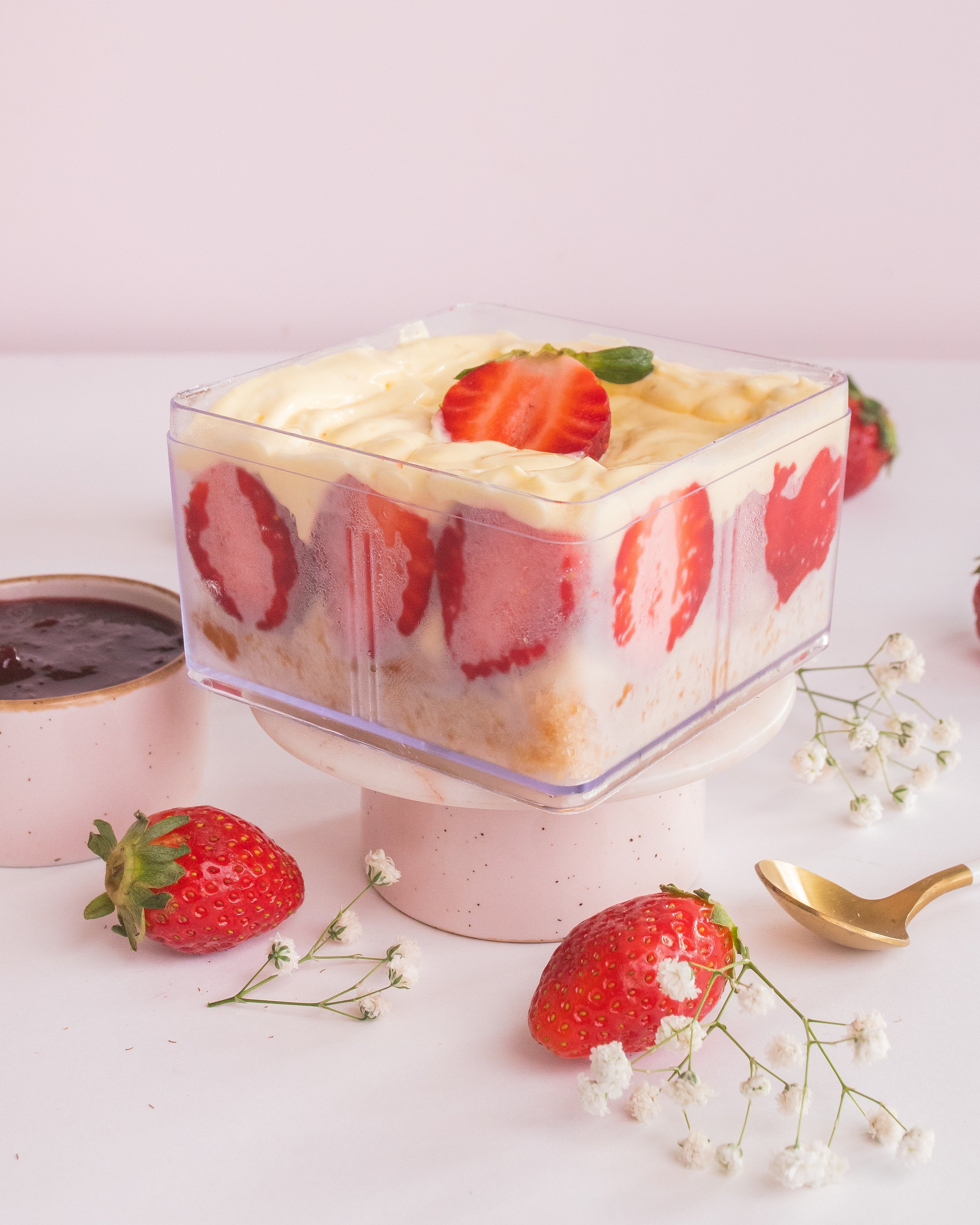 Strawberry Pudding Tub – Essange